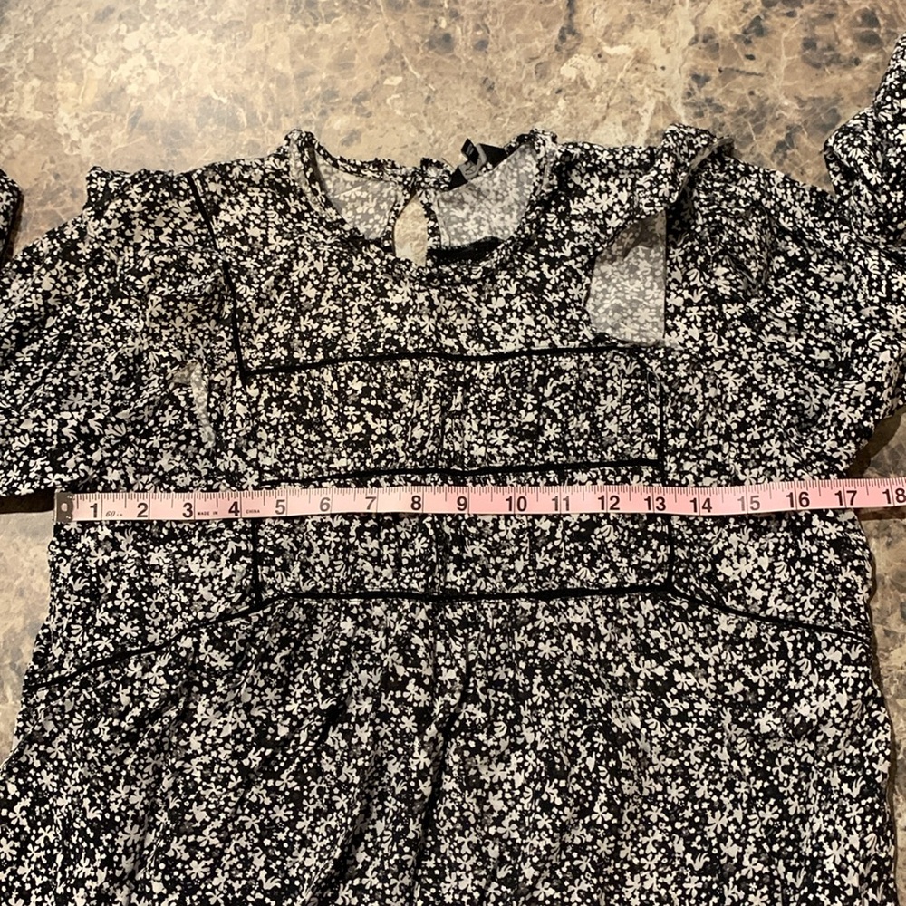 Rails Floral Ruffle Blouse Small - Picture 8 of 9